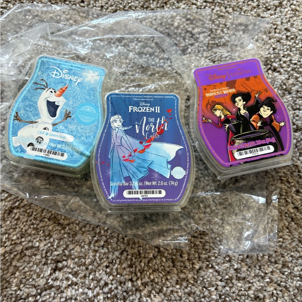 Scentsy Disney Frozen II and Hocus Pocus Wax Melts Trio - NEW!